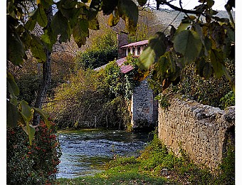 Capestrano_Navelli_20061105_026