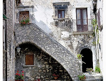 Borghi_20050720_073