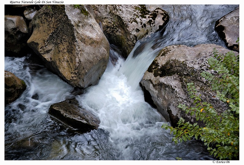 Gole_Di_San_Venanzio_20061008_026 EDG